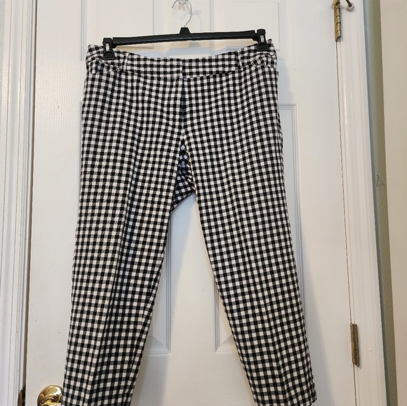 Talbots Black and White Checkered Cropped Pants - Picture 2 of 13
